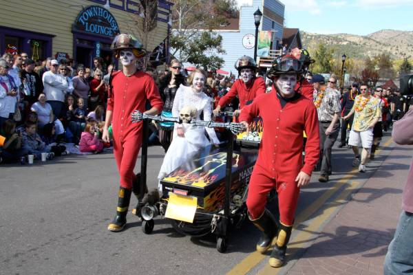 Emma Crawford Coffin Races